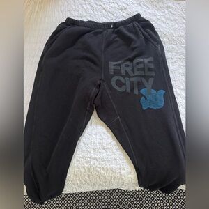 freecity black sweatpants size small